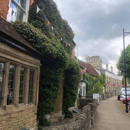 Dease Manor Apartment Higham Ferrers ภายนอก รูปภาพ