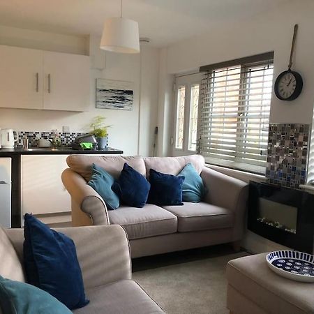 Dease Manor Apartment Higham Ferrers ภายนอก รูปภาพ
