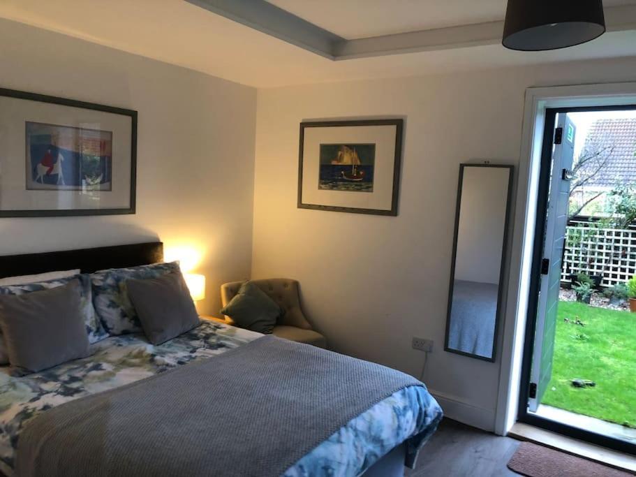 Dease Manor Apartment Higham Ferrers ภายนอก รูปภาพ